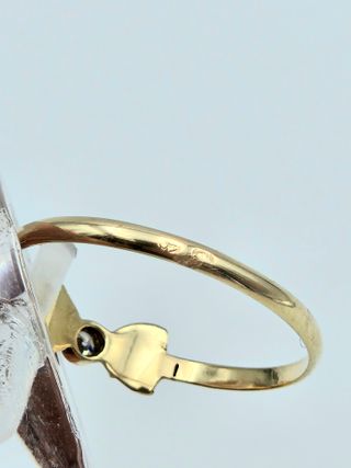 Anillo de Oro 18K, Diseño Lazo, 0,7gr, T-16