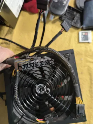 Fuente Alimentación Talius 700W Modular