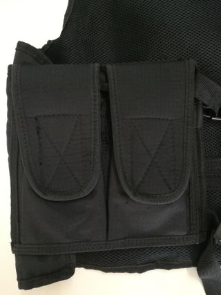 Chaleco táctico negro – Perfecto