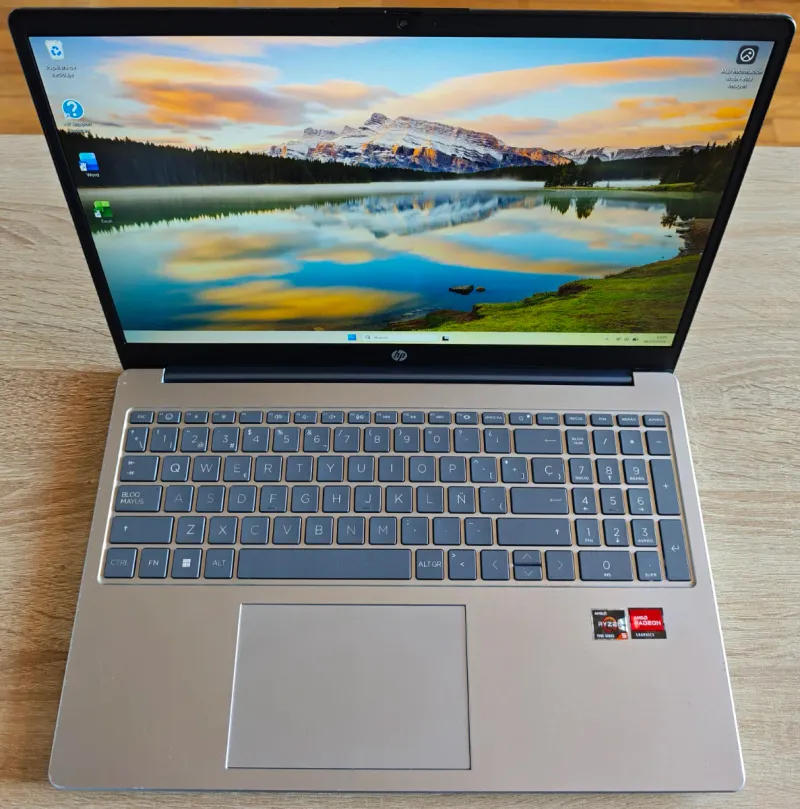 Portátil HP IPS 1TB SSD 16GB RAM Ryzen 5 7000