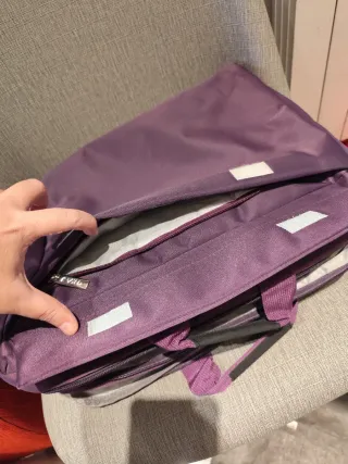 Bandolera E-vitta para portátil morada