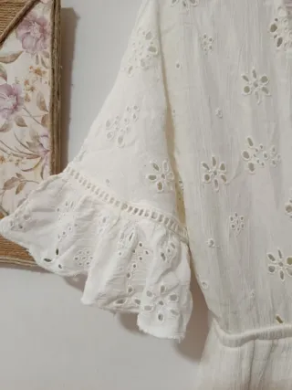 Vestido color crema Stradivarius talla S