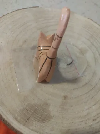 Espositore gatto legno porta anelli