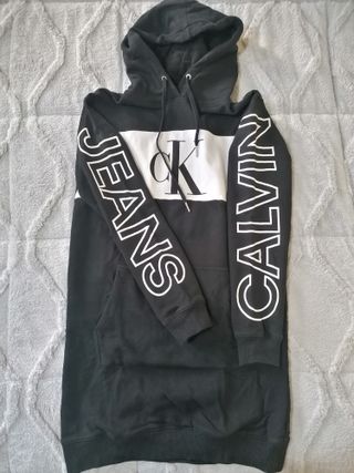 Calvin Klein 125€ semi-vestido + regalo