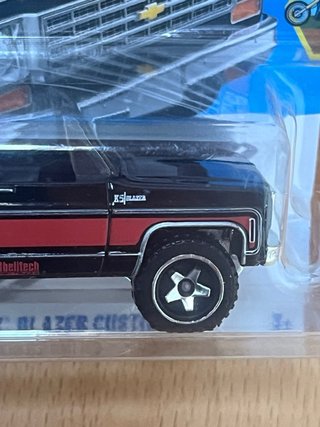 Hot Wheels '75 Chevy Blazer Custom