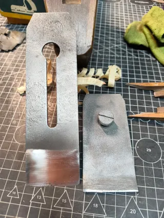 Cepillo carpintero madera antiguo