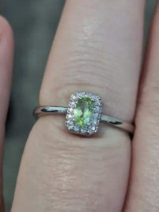 Anello Peridoto e Moissaniti Acciaio