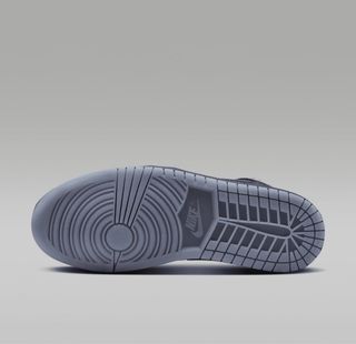 Air Jordan 1 Mid SE Negras