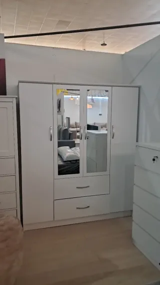 Armario 4 puertas blanco con espejos