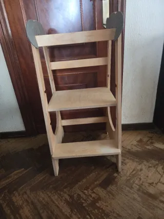 Torre de aprendizaje madera lalaloom
