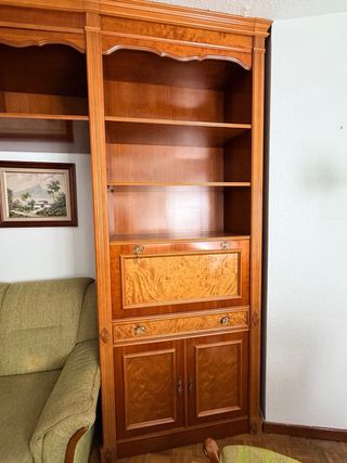 Mueble de salón madera y cristal