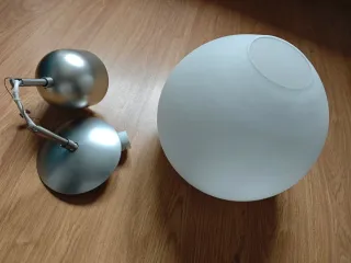 Lámpara bola Ikea metal y cristal