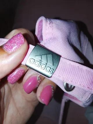 Gorra Adidas Rosa Logo Repetido