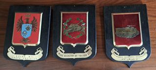 Juego 3 Metopas Militares Escudo Insignia