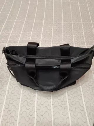 Bolso de mano BIMBA Y LOLA negro