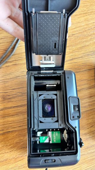 Cámara Fujifilm Zoom Date 70