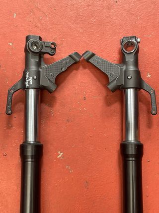 Horquillas Yamaha XSR900 2024