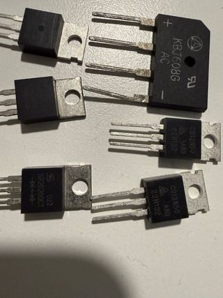 Lote Componentes Electrónicos Varios