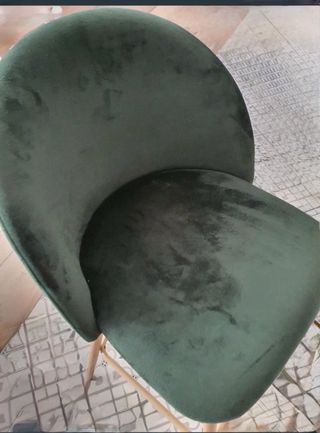 Taburete terciopelo verde patas madera