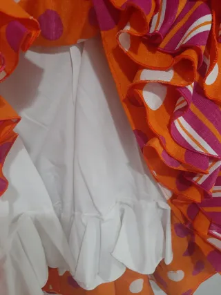 Falda y camisa flamenca lunares naranja y morado