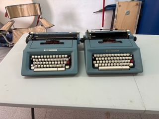 Máquina de escribir Olivetti Studio 46