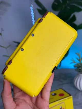 New 2ds XL Pikachu