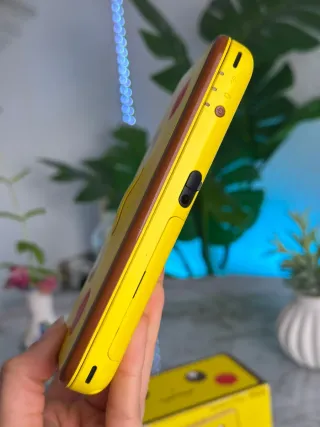 New 2ds XL Pikachu