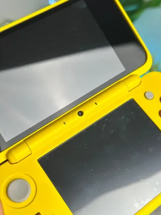 New 2ds XL Pikachu