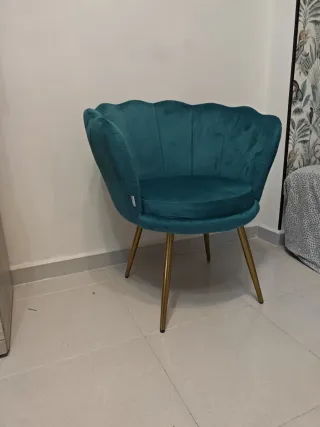 Silla Concha Terciopelo Teal Patas Doradas