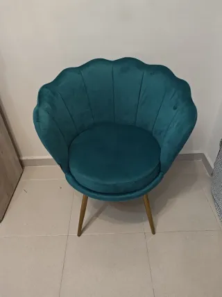 Silla Concha Terciopelo Teal Patas Doradas
