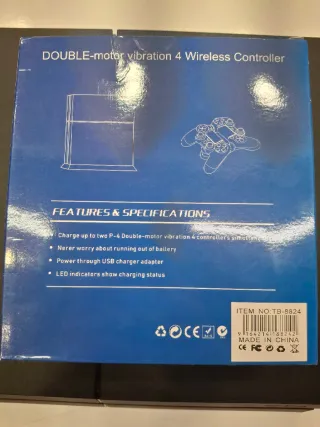 PS4 (PlayStation 4) Negra + Mando