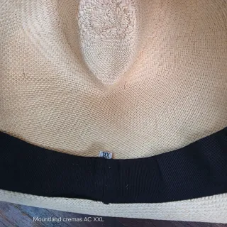 Sombrero Panamá Beige con Cinta Negra