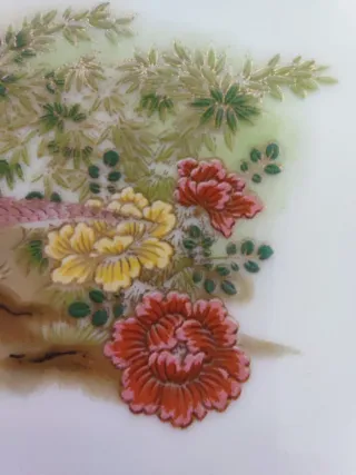 Bandejita de porcelana decorada