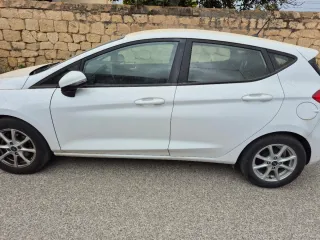 Ford Fiesta Blanco