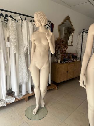Maniquí Femenino Italiano Atrezzo