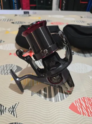 CARRETES DAIWA BASIAIR Z45 QDA