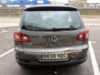 Volkswagen Tiguan 2011
