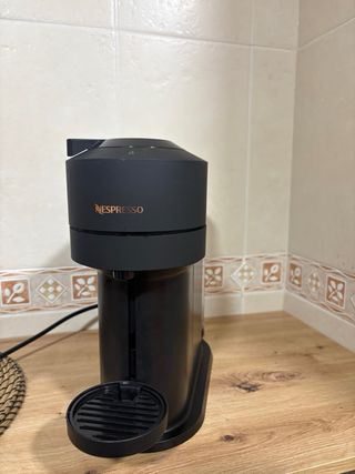 Cafetera Nespresso Negra