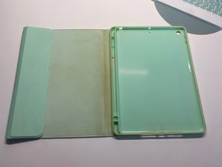 Teclado + ratón bluetooth para iPad + 2 fundas