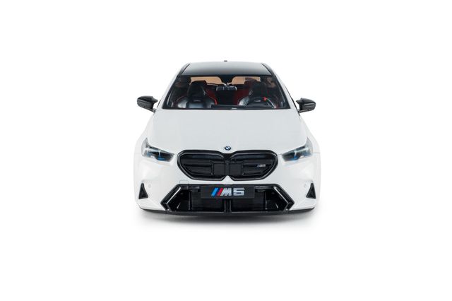 Reserva Rodrigo. BMW M5 TOURING – Blanco 1:18