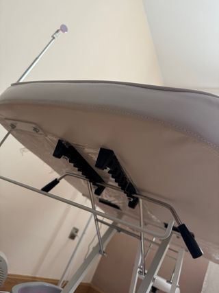 Camilla Masaje Ajustable con taburete