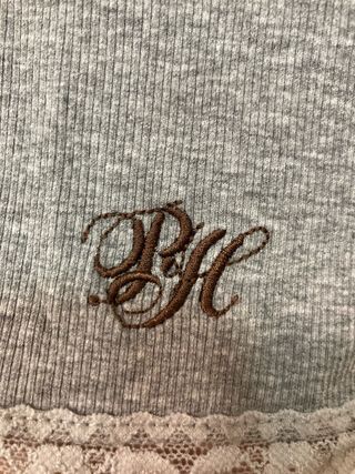 Camiseta Pedro del Hierro gris con encaje