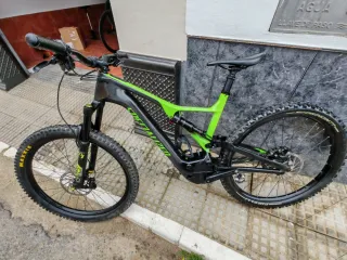 Bicicleta Turbo Levo Carbono 700Wh