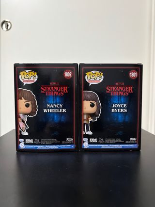 Lote 2 Funko POP! Stranger Things - Joyce y Nancy