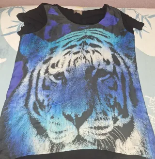 Camiseta larga con estampado de tigre