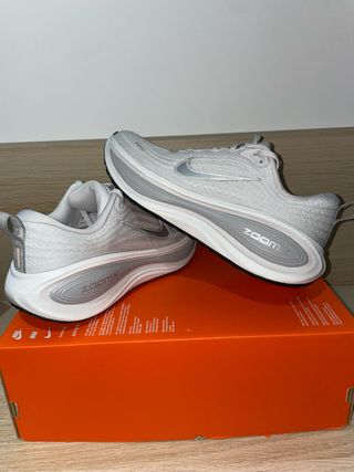 Nike ZoomX Vomero Plus