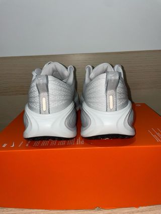 Nike ZoomX Vomero Plus