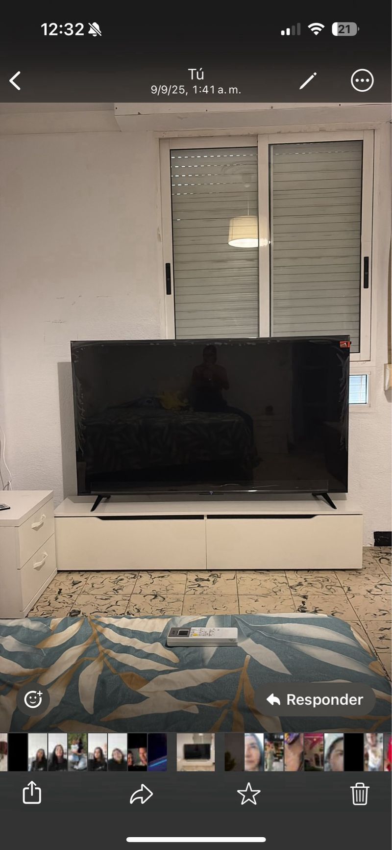 Mesa TV moderna blanca con LED afbeelding 4