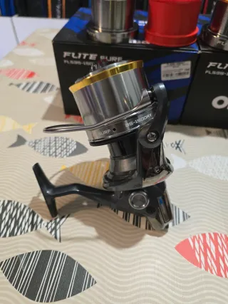 CARRETES OKUMA FLITE SURF