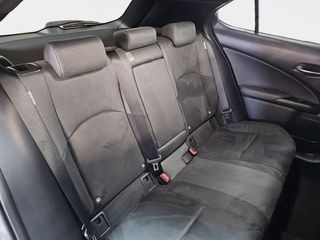 Lexus UX 2.0 250h Business